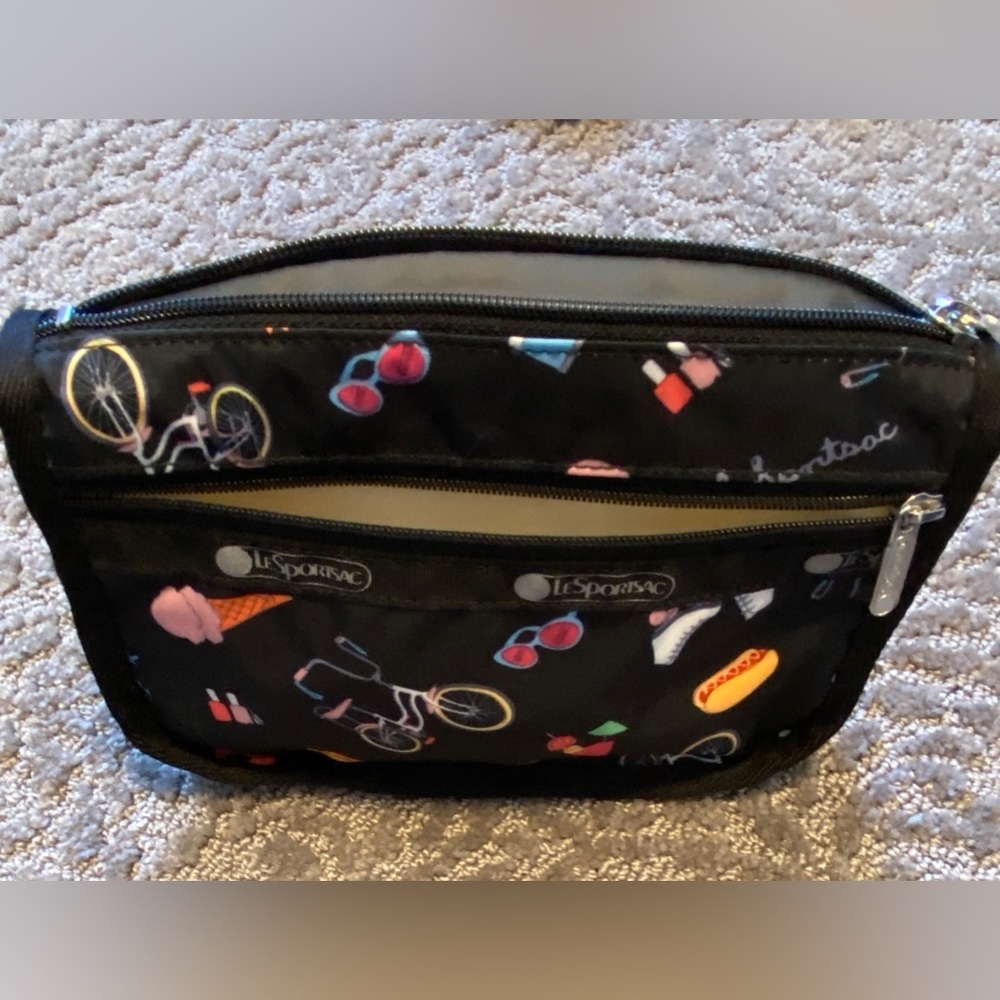 LeSportsac 2 zip case NWOT